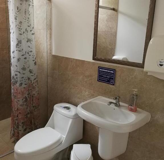 اتاق استاندارد, Chapelet Hostal
