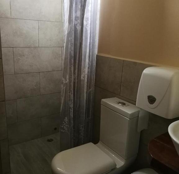 اتاق لوکس, Chapelet Hostal
