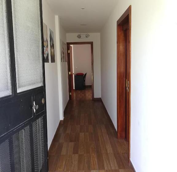 اتاق لوکس, Chapelet Hostal