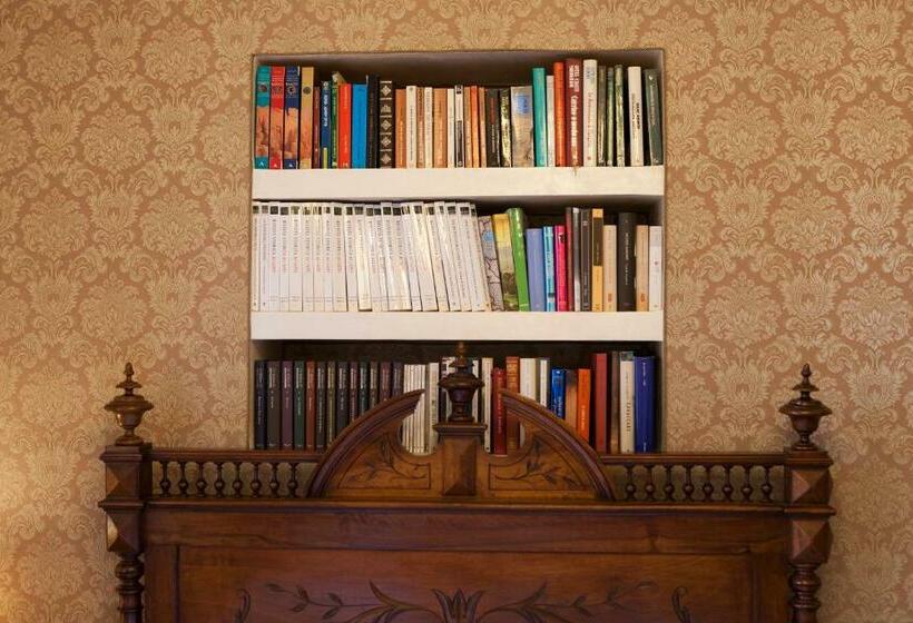 اتاق استاندارد, Regina Bed And Breakfast