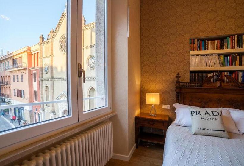 اتاق استاندارد, Regina Bed And Breakfast