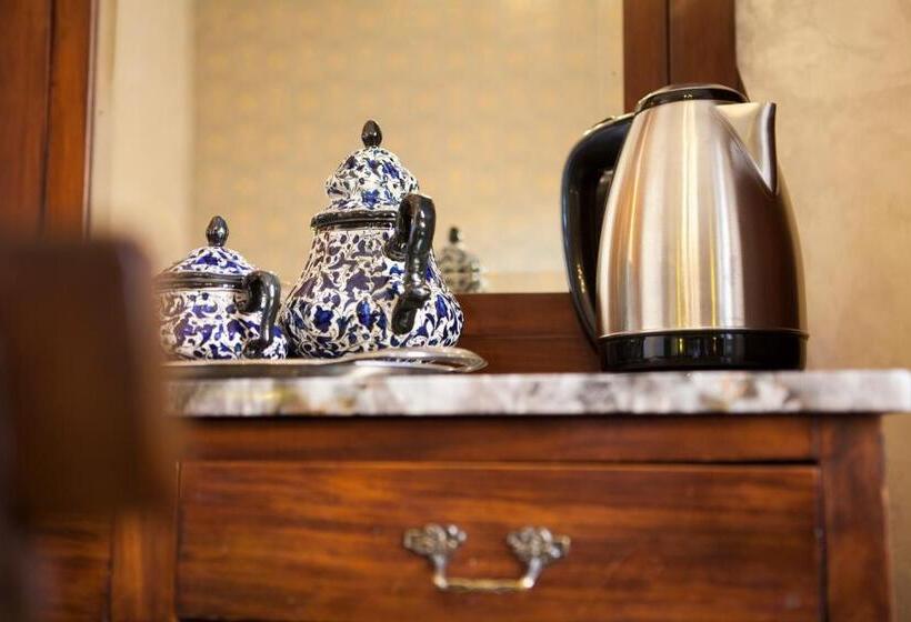 اتاق استاندارد, Regina Bed And Breakfast