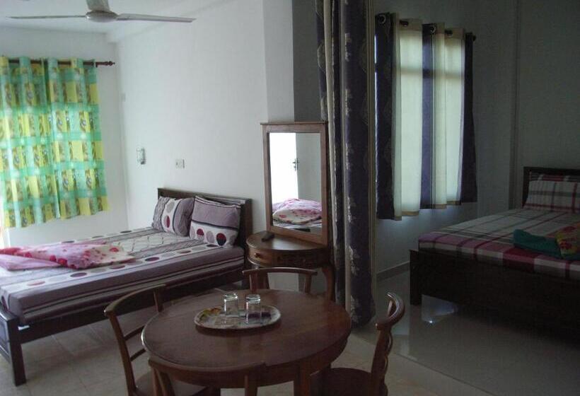 اتاق خانوادگی با چشم‌انداز دریا, Bochum Lanka Resort
