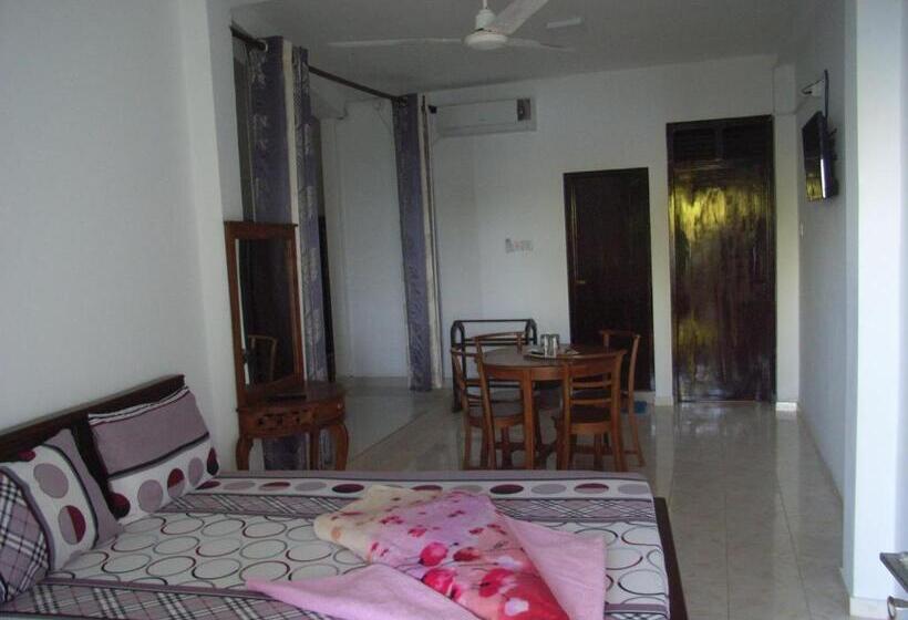 اتاق خانوادگی با چشم‌انداز دریا, Bochum Lanka Resort