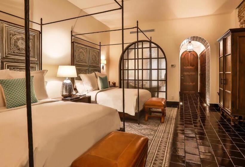 سوییت جونیور, Banyan Tree Puebla