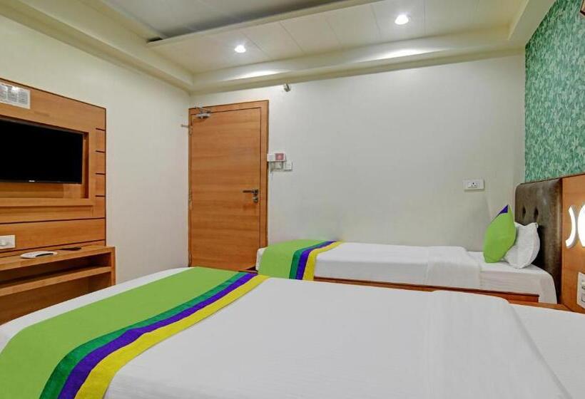 غرفة كلاسيكية ثلاثية, Collection O Hotel Johri Residency
