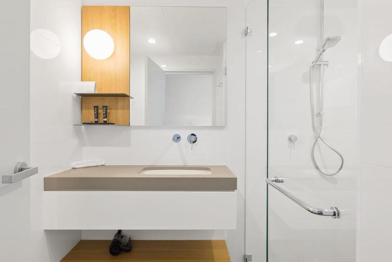 استودیو استاندارد با تخت کینگ, Mantra Hotel At Sydney Airport