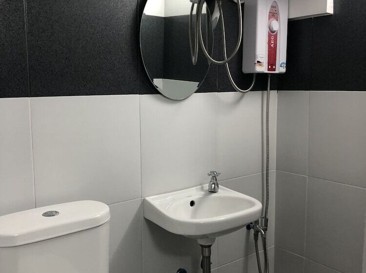 اتاق استاندارد, Ervoruto Hostel Makati