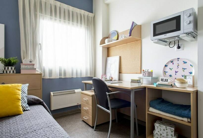 استودیوی استاندارد, Residencia Universitaria As Burgas