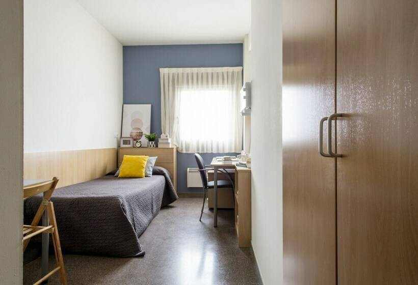استودیوی استاندارد, Residencia Universitaria As Burgas