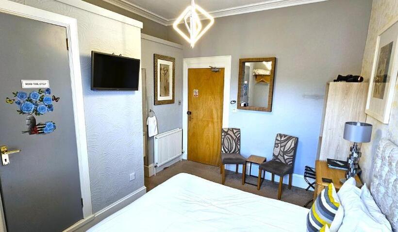 اتاق استاندارد با تخت بزرگ, Mystayinn Kinloch Lodge
