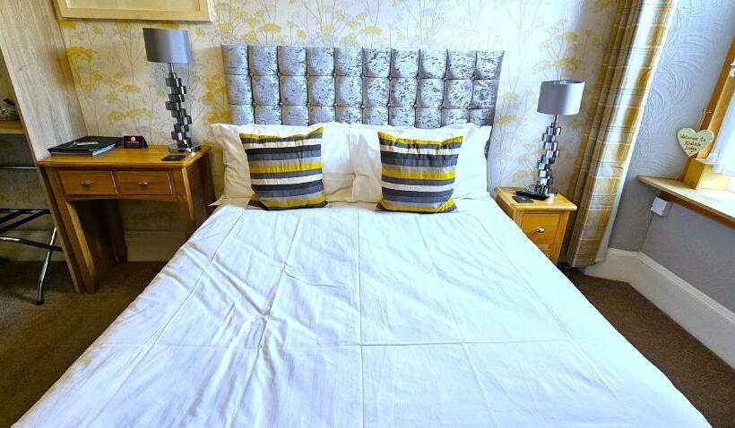 اتاق استاندارد با تخت بزرگ, Mystayinn Kinloch Lodge