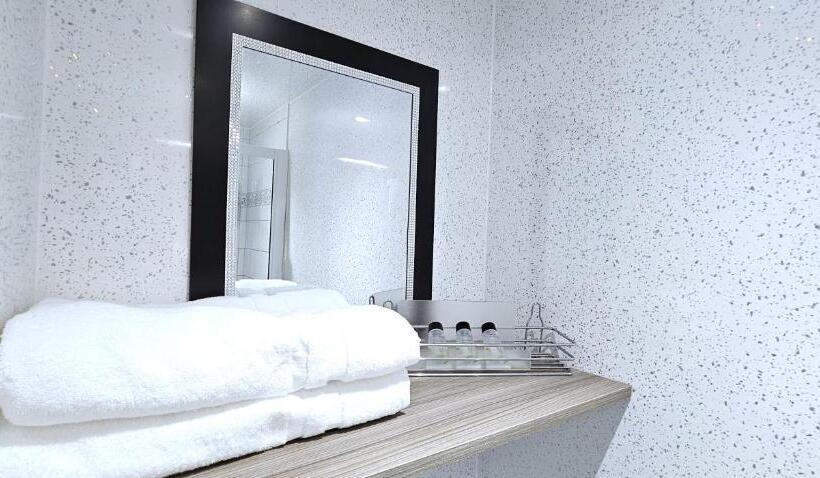 اتاق اکونومی, Mystayinn Kinloch Lodge