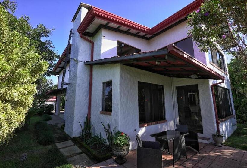 آپارتمان 1 خوابه با چشم‌انداز, Villas Aracari