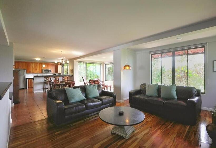 آپارتمان 1 خوابه با چشم‌انداز, Villas Aracari