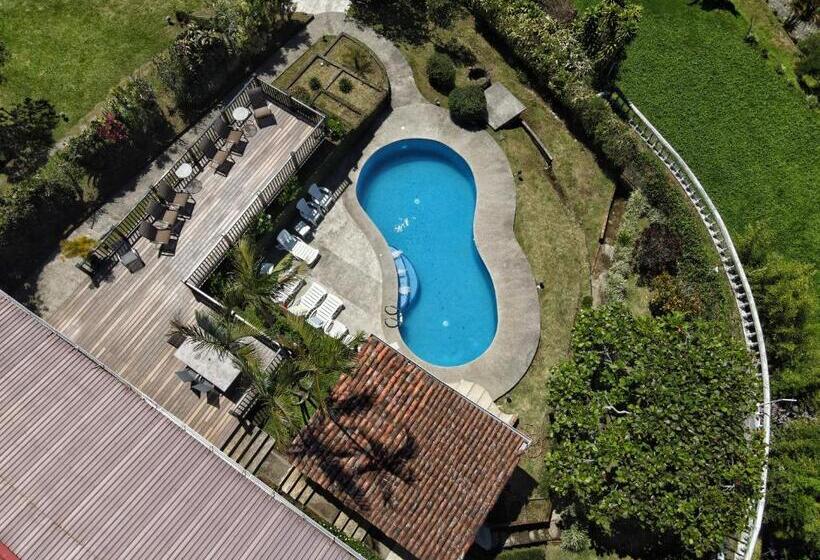 خانه 3 خوابه, Villas Aracari
