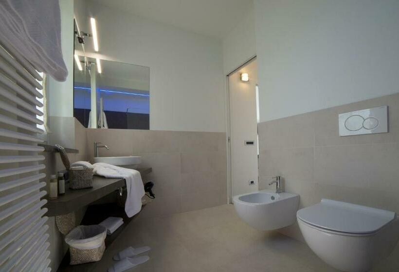 اتاق استاندارد با تخت بزرگ, Cascina36 B&b