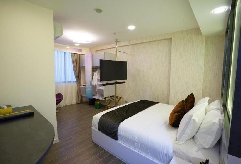 اتاق لوکس با تخت بزرگ, Zen Premium Kallang