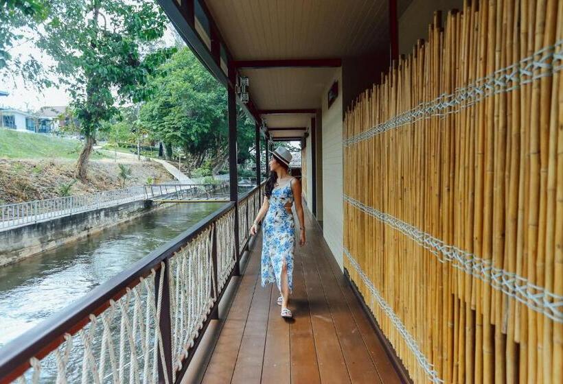 豪华房间带漩涡浴缸, Binlha Raft Resort