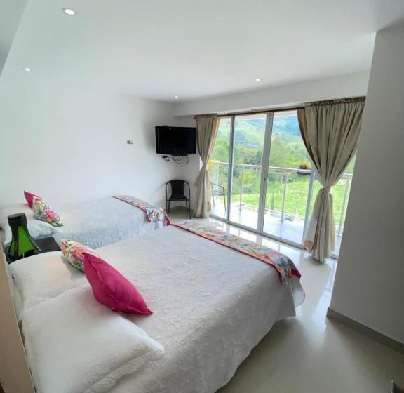 اتاق استاندارد چهار تخته, Boutique Palmas De Salento