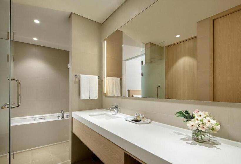 سوئیت جونیور خانوادگی, Lotte Resort Sokcho