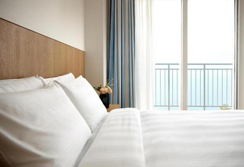 سوییت, Lotte Resort Sokcho