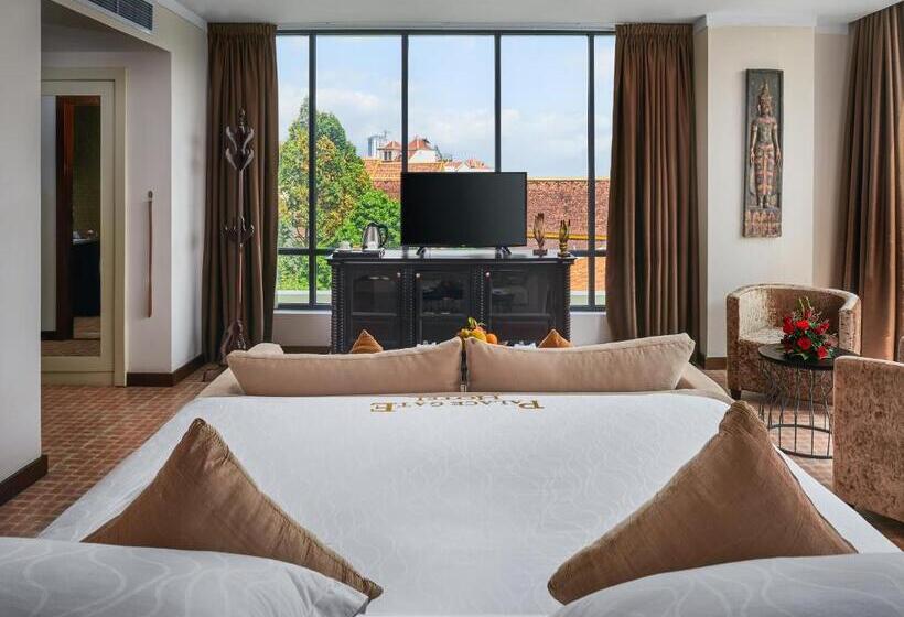 اتاق رویال, Palace Gate Hotel & Resort By Ehm