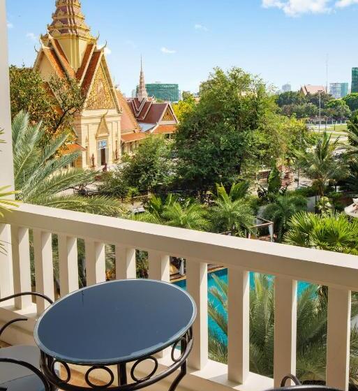 سوئیت رویال, Palace Gate Hotel & Resort By Ehm
