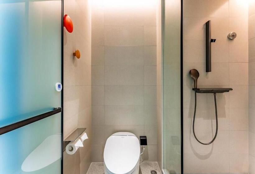 اتاق استاندارد با چشم‌انداز شهر, Holiday Inn Express Shanghai Jing An Temple, An Ihg