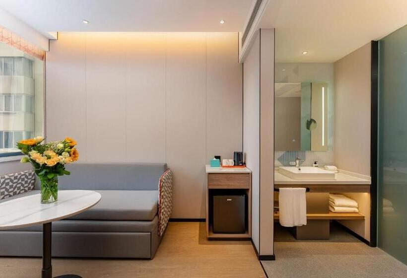 سوئیت با تخت بزرگ, Holiday Inn Express Shanghai Jing An Temple, An Ihg