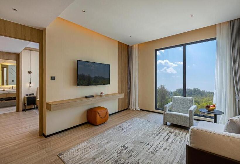سوییت, Laya Resort Phuket Island