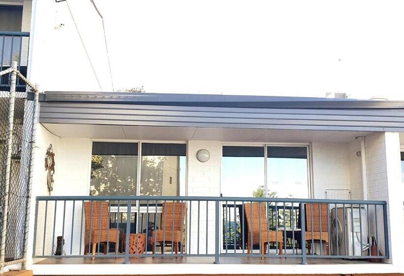 آپارتمان 1 خوابه با چشم‌انداز دریا, Coastal Salty Air 2bedrm 2bath W Ocean Views!