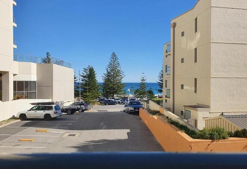 آپارتمان 1 خوابه با چشم‌انداز دریا, Coastal Salty Air 2bedrm 2bath W Ocean Views!