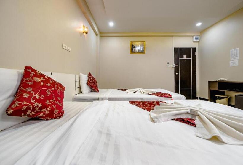 اتاق لوکس, Gold Airport Suites