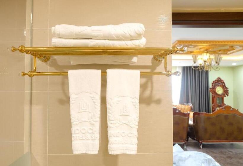 اتاق استاندارد چهار تخته, Le Indochina Hotel & Beach Da Nang City