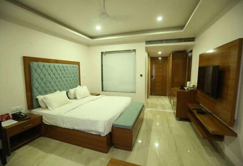 اتاق لوکس, Royal Park Hotels & Resorts, Ghaziabad