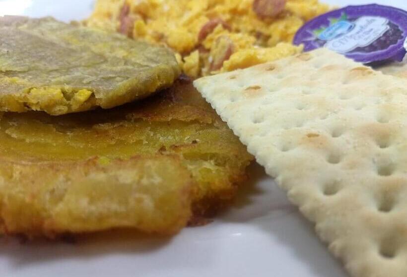 اتاق کلاسیک سه تخته, Suramericana