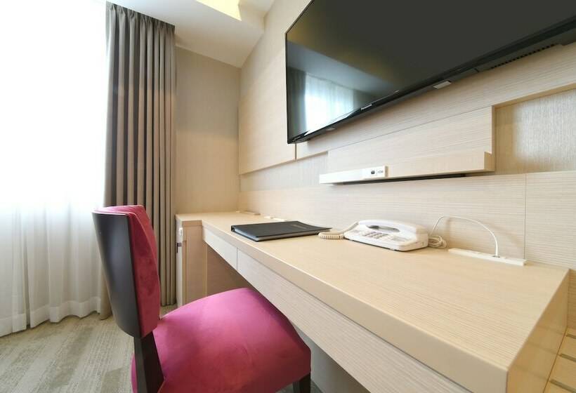اتاق اجرایی, Vessel Inn Shiga Moriyama Ekimae