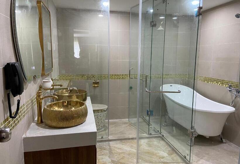 استودیوی استاندارد با چشم‌انداز دریا, Le Indochina Hotel & Beach Da Nang City