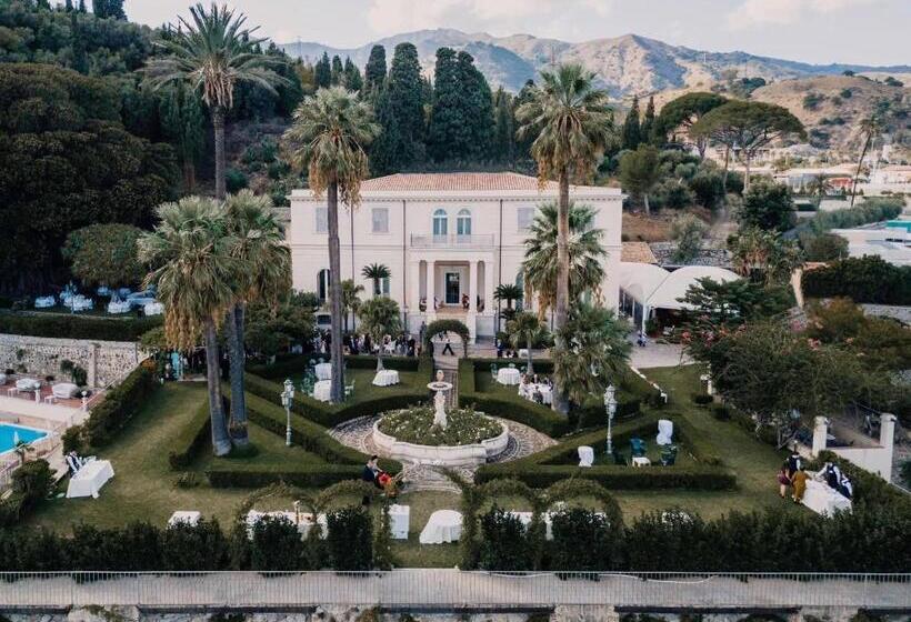 اتاق سوپریور, Villa Pulejo