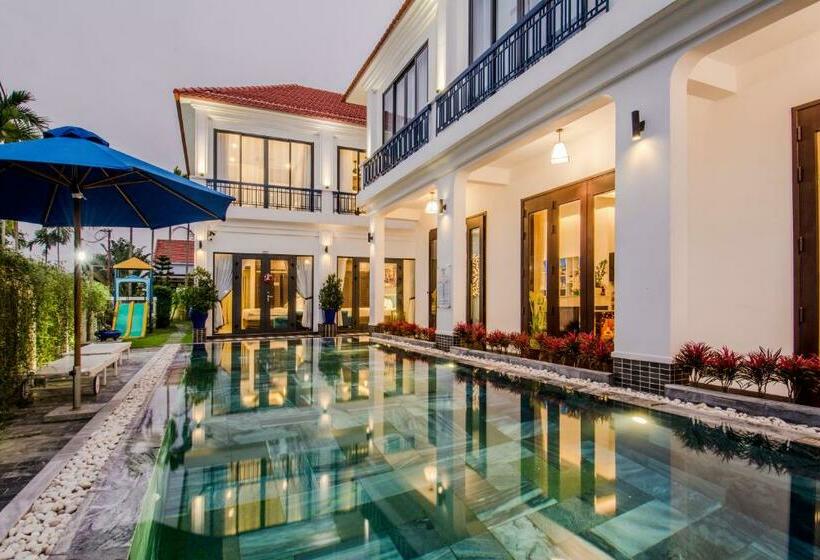 سوییت خانوادگی, Lavini Hoian Boutique Villa