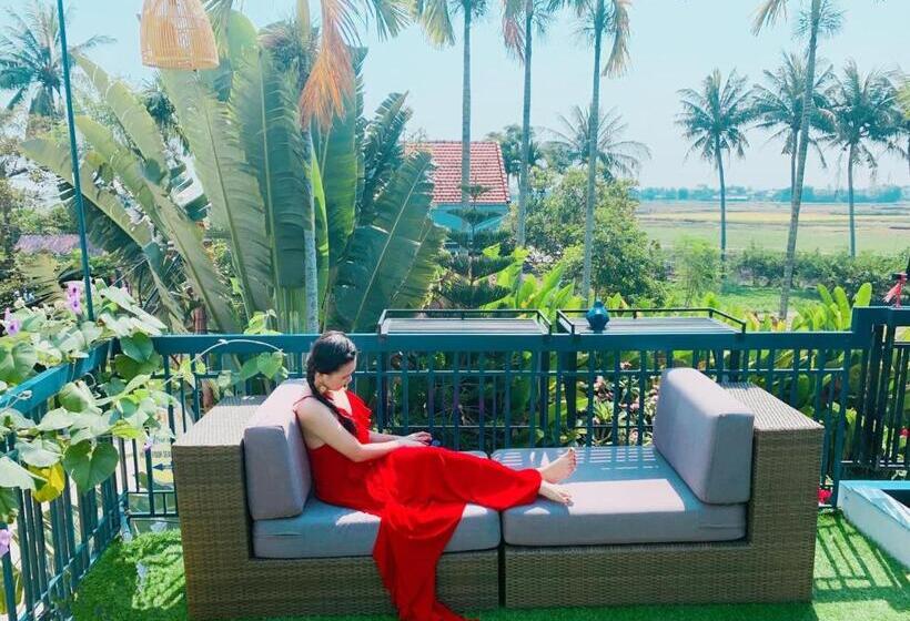 اتاق خانوادگی تودرتو, Lavini Hoian Boutique Villa