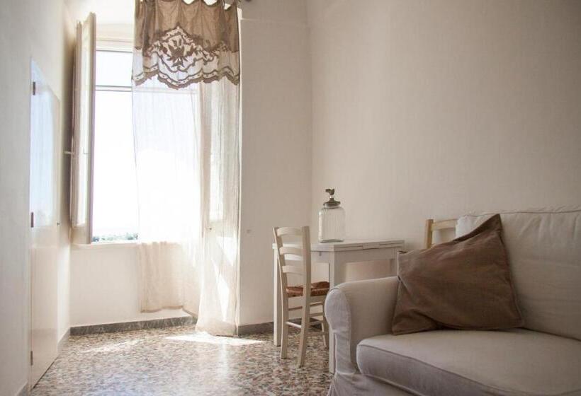 سوییت جونیور, Sorelle Barnaba Country House