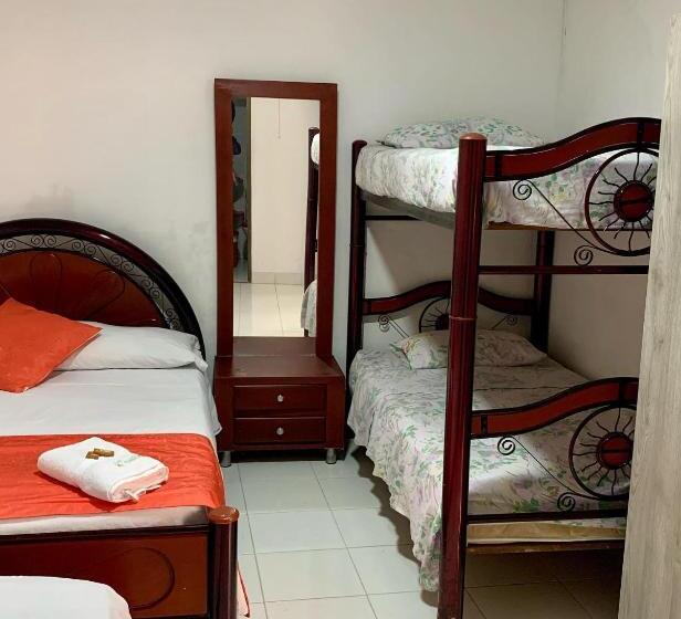 اتاق استاندارد چهار تخته, Mi Casita Pereira