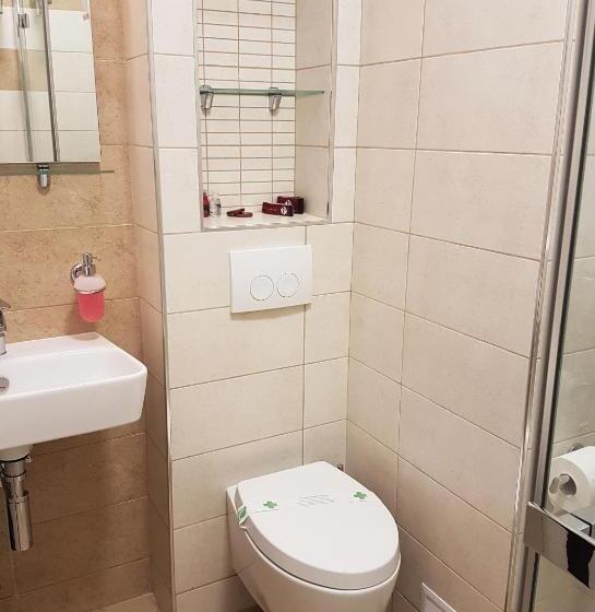 Standard Room with Balcony Side Sea View, Milano Blue Mamaia