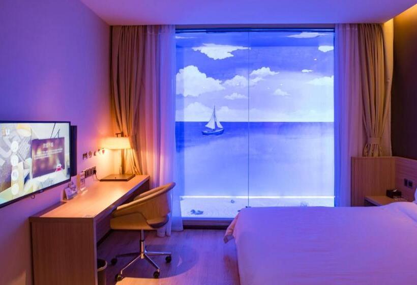 اتاق راحتی, Iu Hotel Zhonggang Road