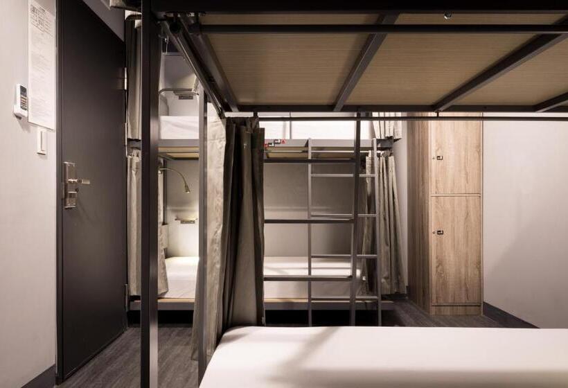 اتاق استاندارد سه تخته با سرویس بهداشتی مشترک, Taipei Travelers International Hostel