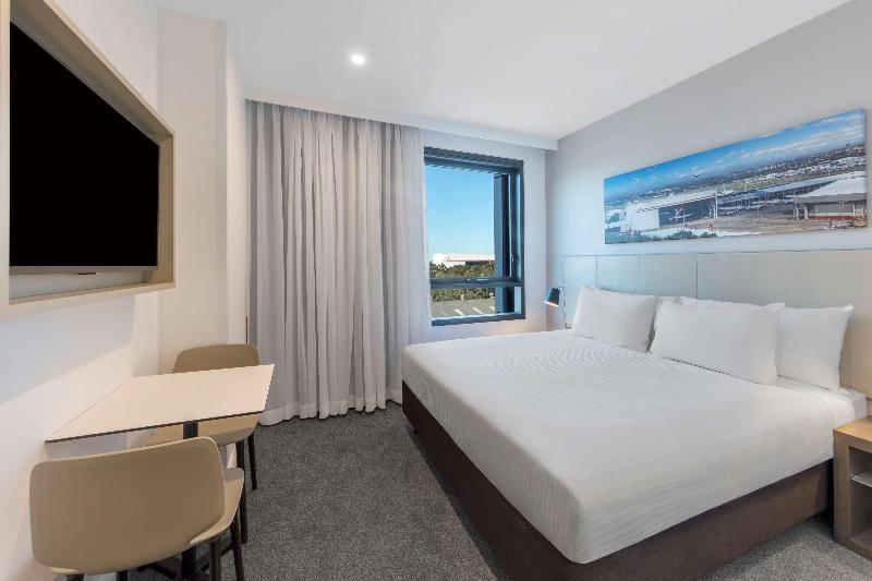 اتاق استاندارد با تخت بزرگ, Travelodge Hotel Sydney Airport