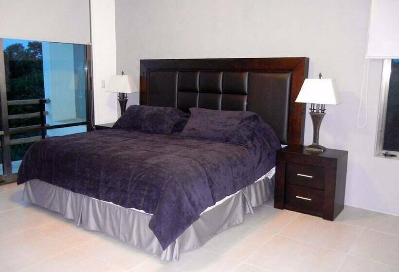 اتاق لوکس, Hostal Urbano