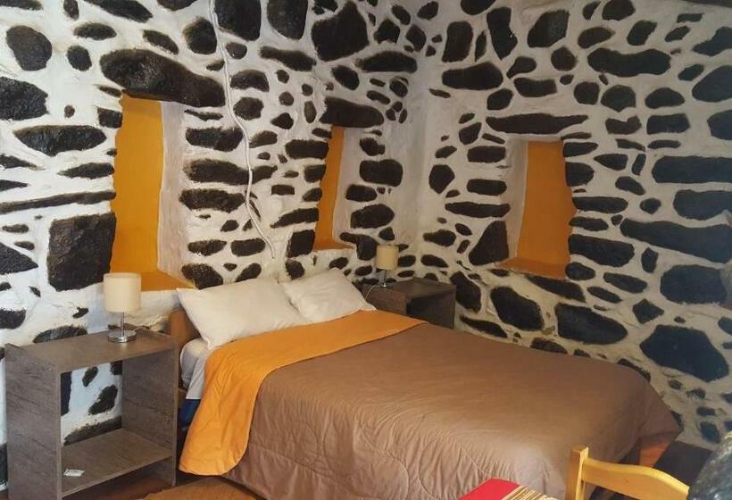 标准间, Killari Hostal